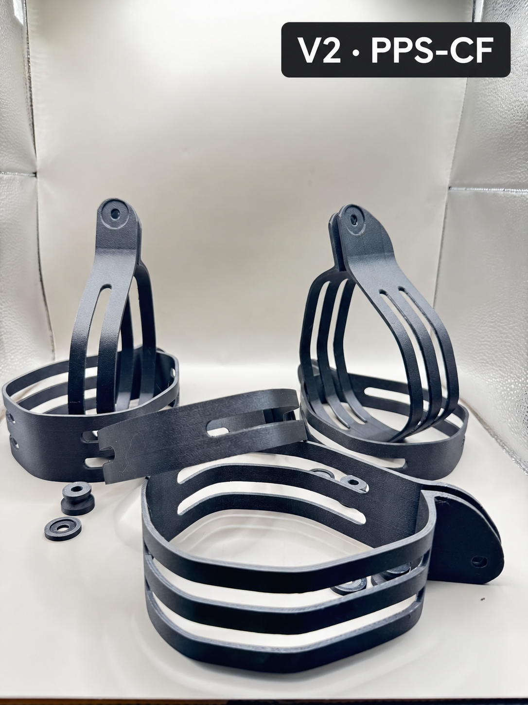 Auspuffschellen für Akrapovic Hexagonal -V2 aus PPS-CF – KTM / Husqvarna